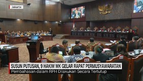 VIDEO: Susun Putusan, 9 Hakim MK Gelar Rapat Permusyawaratan