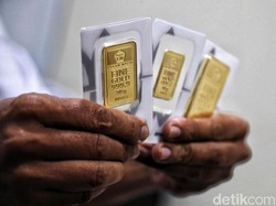 Trump Pangkas Tarif Impor RI, Harga Emas Antam Tenggelam