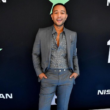 Lirik Lagu Memories - John Legend
