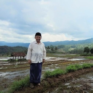 Lika-liku Cobaan yang Dihadapi Nurul Qomar di Usia Senja