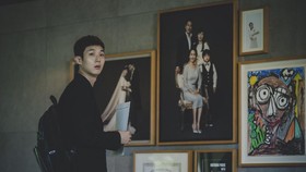 Menangis Terima Oscar, Choi Woo Shik Digoda Geng Wooga