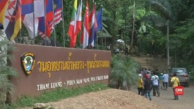 VIDEO: Bocah Gua Thailand Peringati Kematian Tim Penyelamat
