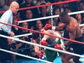 Bantah Butuh Duit, Mike Tyson Bertinju Lagi untuk Beramal