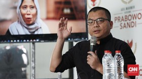 Minat Pilgub Kalsel, Denny Indrayana Ambil Formulir di Nasdem