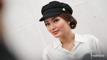 Filler Bibir, Zaskia Gotik Kurang Percaya Diri dengan Parasnya?