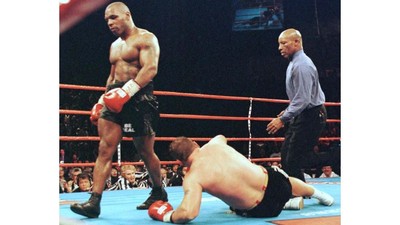 Kronologi Mike Tyson vs Roy Jones