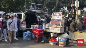 Aksi Kawal MK dan Wisata Kuliner di Ruas Jalan Merdeka Barat