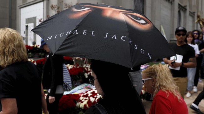 FOTO: Peringatan 10 Tahun Kematian Michael Jackson