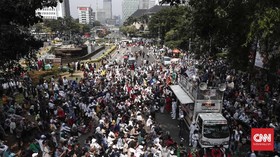 Bubarkan Diri, Massa Tahlil 266 di MK Janji Besok Datang Lagi