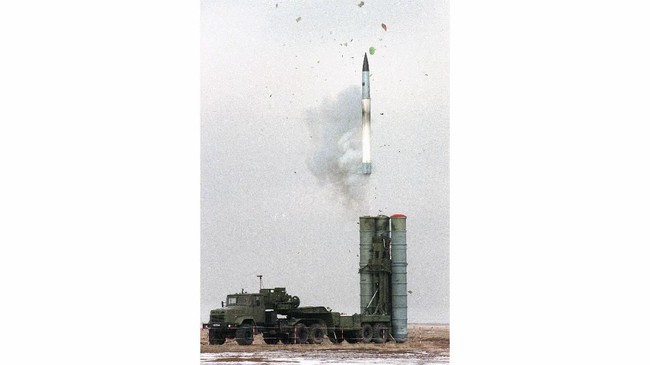 Kementerian Pertahanan Turki mengatakan pengiriman tahap kedua sistem pertahanan rudal S-400 dari Rusia telah rampung, dan siap digunakan April 2020.