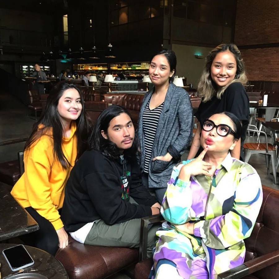 Ini dia fakta-fakta mengenai Stephaie Poetri, anak Titi DJ yang bersuara merdu.
