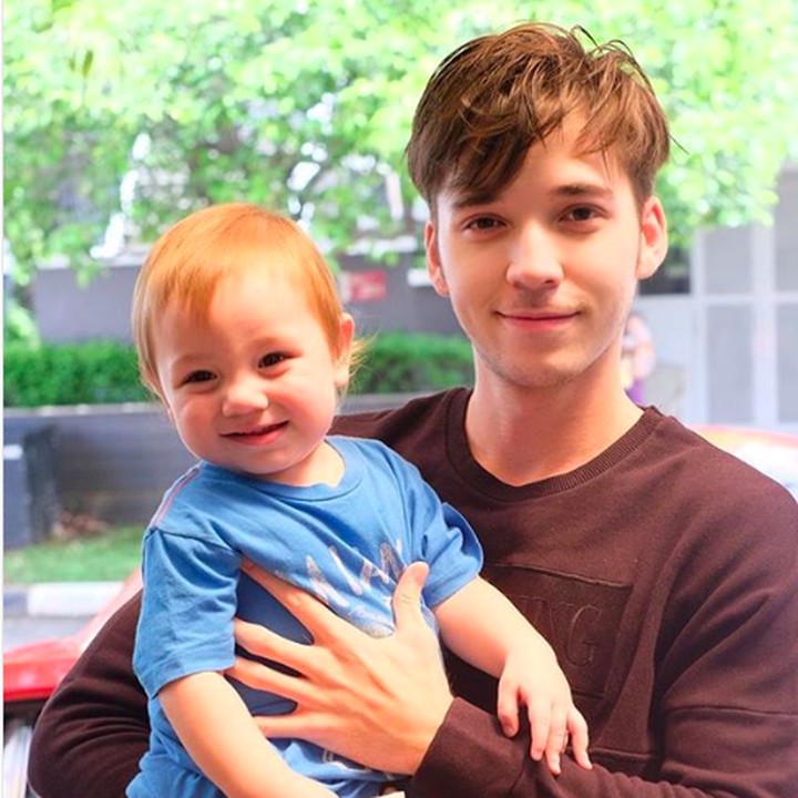 <p>Lahir pada Oktober 2019, kini Lucio Otthild William terlihat makin menggemaskan. Wajahnya mirip enggak nih, Bun, sama papanya? (Foto: Instagram @stefannwilliam)</p>