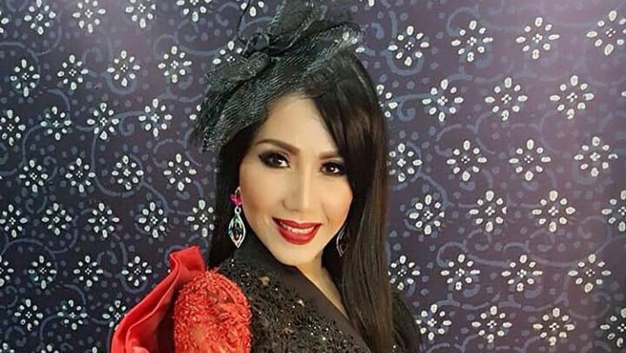 Deretan penyanyi dangdut yang masih eksis hingga saat ini. 