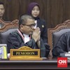 Sidang Perselisihan Hasil Pemilihan Umum (PHPU) Presiden dan Wakil Presiden 2019 di Gedung Mahkamah Konstitusi, Jakarta, Kamis (27/6/2019). Sidang tersebut beragendakan pembacaan putusan oleh majelis hakim MK. (CNN Indonesia/Adhi Wicaksono)