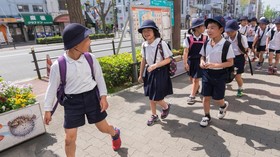 Tokyo Gratiskan Tempat Penitipan Anak Demi Genjot Angka Kelahiran