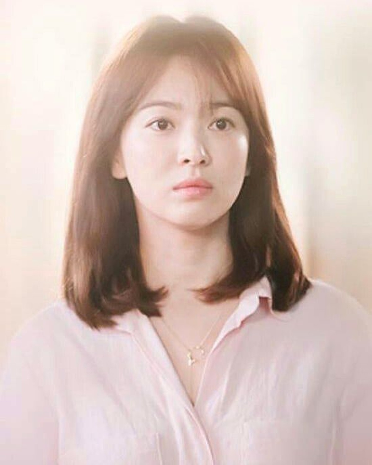 Song Hye Kyo adalah salah satu artis cantik Korea yang memikat banyak orang dengan pesonanya&period; Kecantikannya diakui publik&period; 