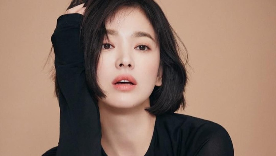 Deretan lelaki yang pernah diisukan terlibat cinta lokasi dengan Song Hye Kyo.