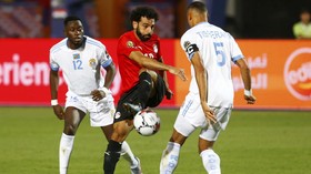FOTO: Gol Perdana Salah Bawa Mesir ke 16 Besar Piala Afrika