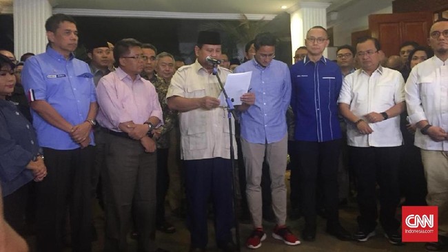Prabowo memastikan menghormati putusan MK yang menolak seluruh gugatannya di Pilpres 2019.
