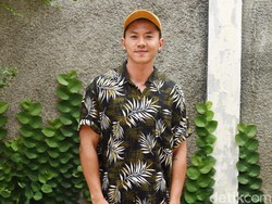 Rayakan Imlek, Rafael Tan Mudik ke Garut
