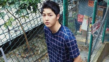 Song Joong Ki Resmi Jomblo dalam 1 Bulan ke Depan