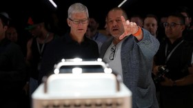 Bos Apple Bantah Jony Ive Keluar dari Apple Karena Kecewa