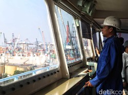 Kemenhub Ungkap Perjuangan Pelaut: Bertaruh Nyawa-Kirim Barang ke Pelosok