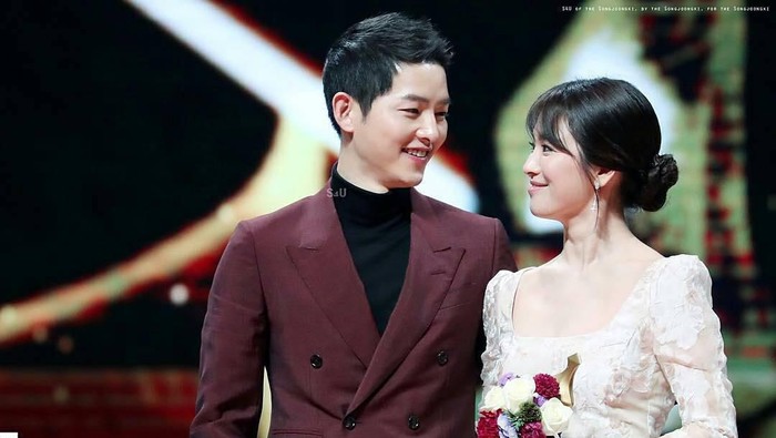 Song Hye Kyo & Song Joong ki