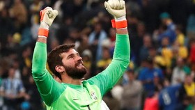 Alisson Absen Latihan Jelang Final Copa America 2019