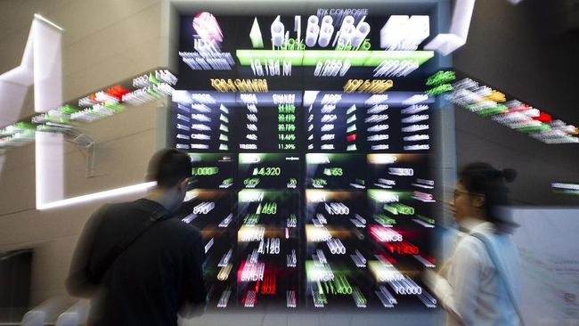 Tertopang Sektor Pertambangan, IHSG Menguat ke 6.269 Indeks Harga Saham Gabungan (IHSG) berada pada posisi 6.269 pada Rabu (4/9), menguat 0,12 persen dibandingkan Selasa (3/9).