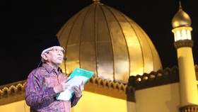 Gus Mus dan Ratusan Penyair ASEAN Berpuisi di Kudus