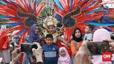 FOTO: Wajah Baru Jakarta dalam Kemeriahan Jakarnaval Parade Jakarnaval menjadi penutup ulang tahun DKI Jakarta ke-492. Karnaval ini dimeriahkan 5.000 peserta yang menampilkan parade budaya dan kendaraan hias.