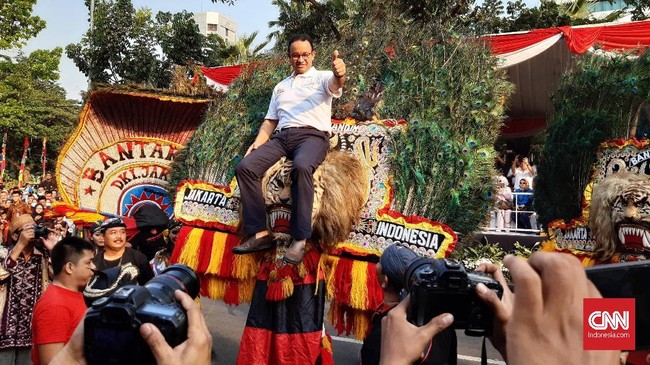 Anies Baswedan di Jakarnaval 2019