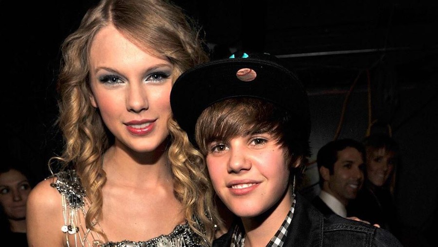 Taylor Swift Hina Mantan Produser Justin Bieber Turun Tangan