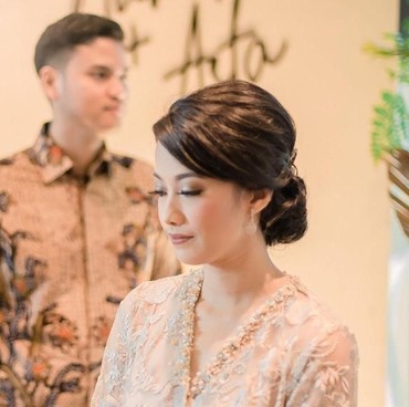 Selamat! Asta Andoko 'RAN' Resmi Bertunangan