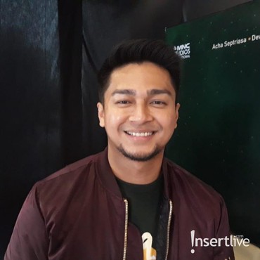 Soal Pasangan, Deva Mahenra: Santai Lah Ya