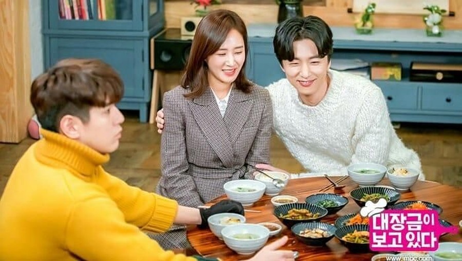 5 Drama Korea Tentang Kekuatan Unik Pemeran Utamanya Deretan drama Korea tentang kekuatan unik dan hebat yang dimiliki bintang utamanya.