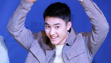 Kesedihan EXO-L Lepas D.O Masuk Wajib Militer