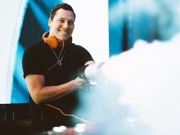 Lirik Lagu Ritual - Tiesto, Jonas Blue dan Rita Ora