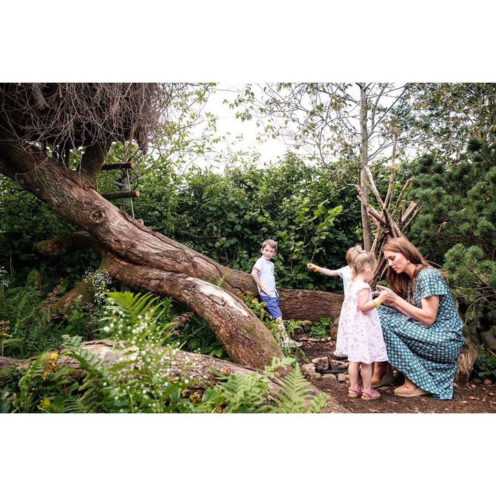 Ibu tiga anak ini berharap anak-anak mendapat pengalaman positif dengan bermain dan bereksplorasi di luar ruangan. (Foto: Instagram @kensingtonroyal)