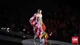 FOTO: Schiaparelli dan 'Nyalang' Debut Daniel Roseberry Desainer anyar Schiaparelli, Daniel Roseberry, menggelar debut koleksi haute couture-nya pada gelaran Paris Couture Week.