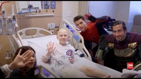 VIDEO: 'Spider-Man' Akrobat di Rumah Sakit Anak