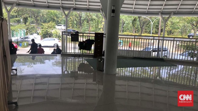 Polisi akan menahan SM di RS Marzoeki Mahdi, Bogor. Namun, polisi masih menunggu surat resmi dari RS Polri yang sebelumnya menyatakan SM mengidap skizofrenia.