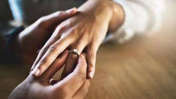 UPAYA PEMERINTAH AKHIRI PERKAWINAN ANAK