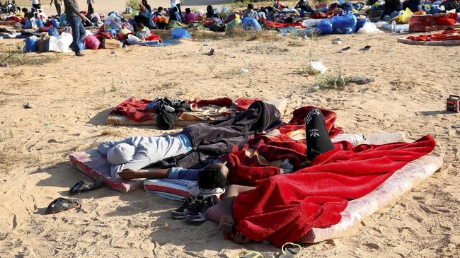 FOTO: Tumpah Darah Imigran Jadi Korban Serangan di Libya