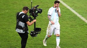 Tite: Brasil Sukses Hentikan Messi 'Si Alien'