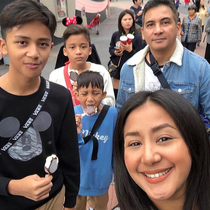 <p>Rumah tangga mereka selalu jauh dari kabar miring ya, Bun. (Foto: Instagram @amaranggana)</p>