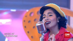 Music at Newsroom: Deredia - 'Fantasi Bunga'