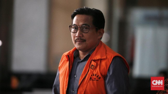 KPK menduga uang kepada Bowo Sidik Pangarso sebagai imbalan PT HTK mendapatkan kerjas ama pengangkutan dan atau sewa kapal dengan PT PILOG.