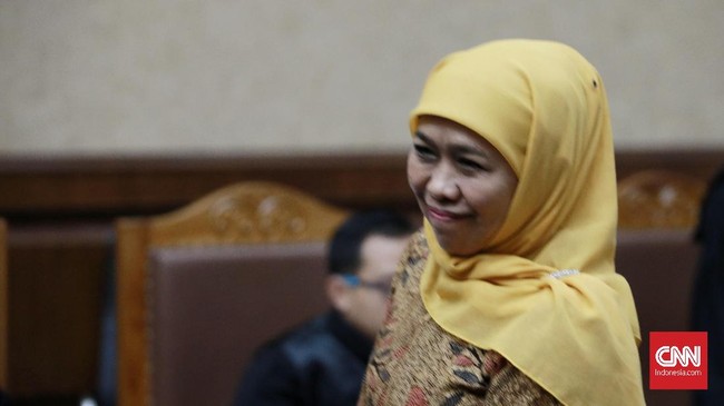 Khofifah menyebut tak punya kedekatan dengan Romi meski pernah menjadi kader PPP. Dia mengaku saat dirinya di PPP, Romi belum jadi pengurus partai.